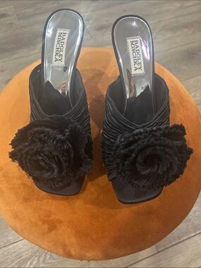 Badgley Mischka Black Rosette Slide Mules
